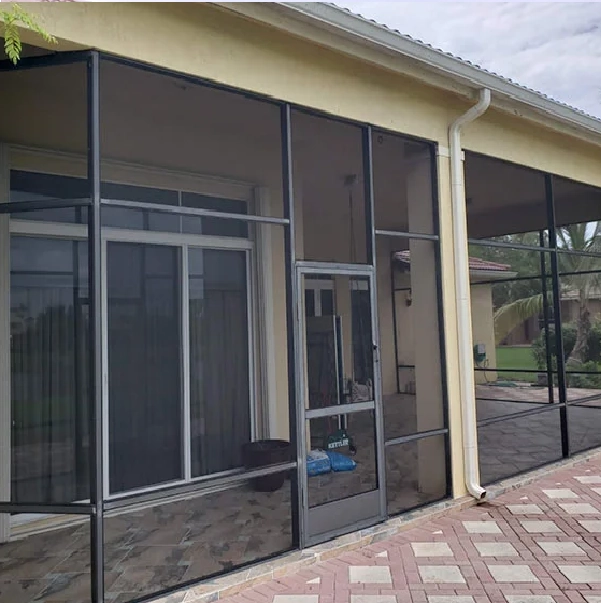 Aluminum screen enclosure for patio in Sarasota